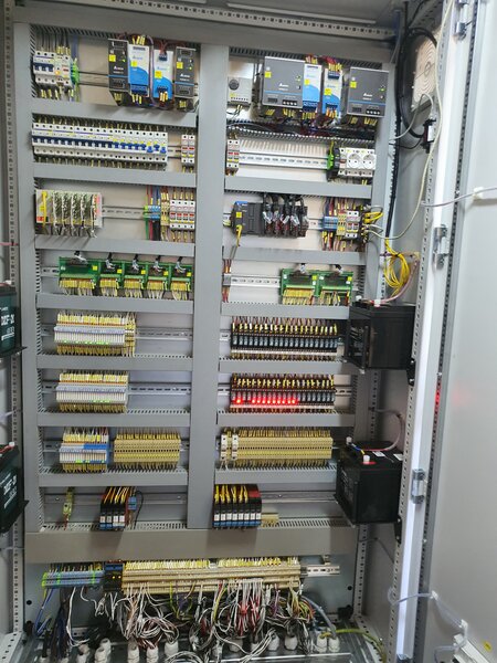 Automatizari industriale, SCADA , Retrofit, PLC-HMI. servo.